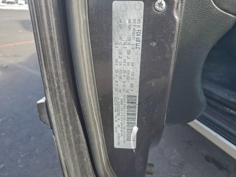 Фото 13 - DODGE CARAVAN