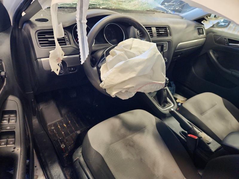 Фото 8 - VOLKSWAGEN JETTA