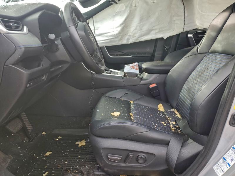 Фото 7 - TOYOTA RAV4