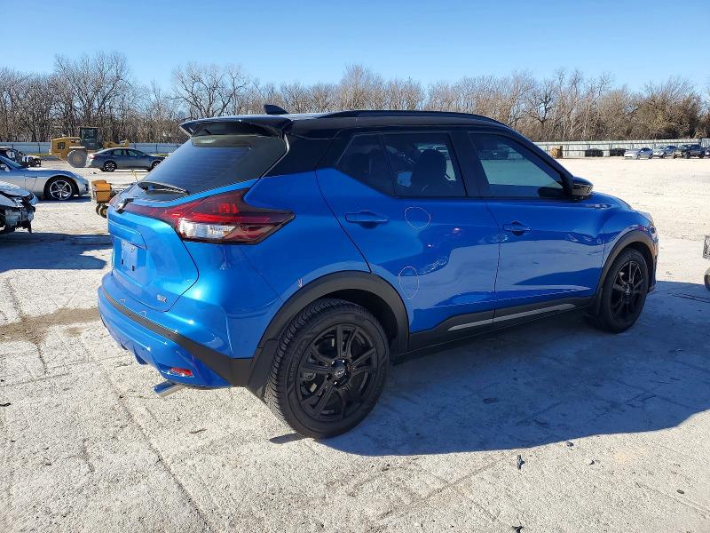 Фото 3 - NISSAN KICKS