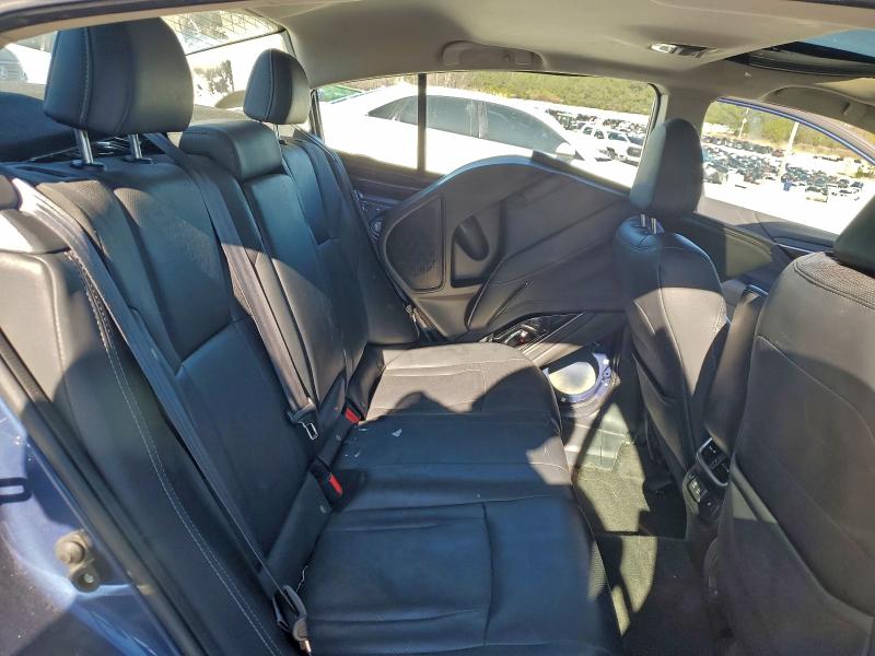 Фото 10 - SUBARU LEGACY