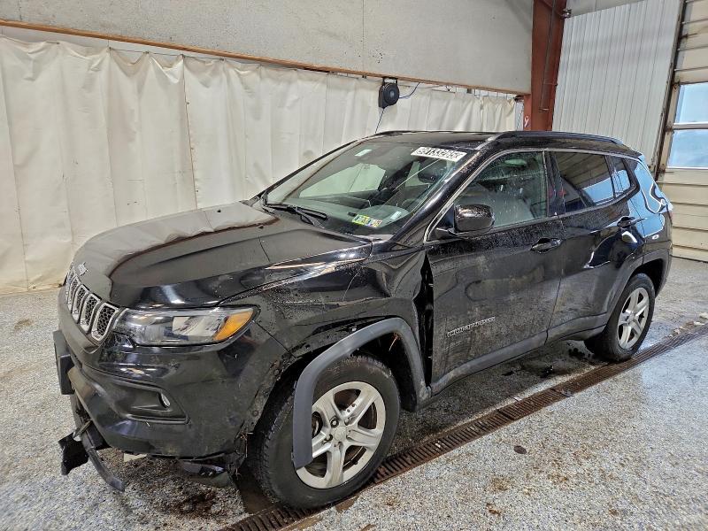 Фото 1 - JEEP COMPASS