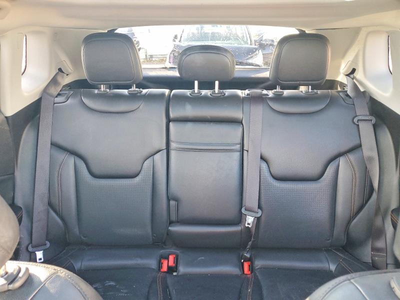 Фото 10 - JEEP COMPASS