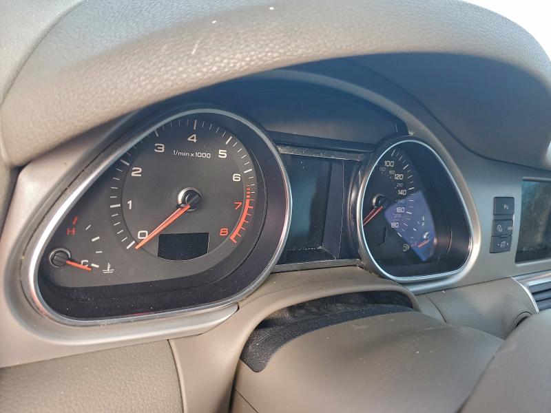 Фото 9 - AUDI Q7