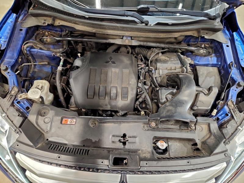 Фото 12 - MITSUBISHI ECLIPSE