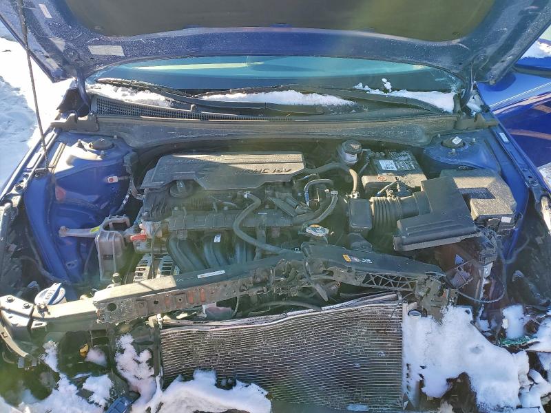 Фото 11 - HYUNDAI ELANTRA