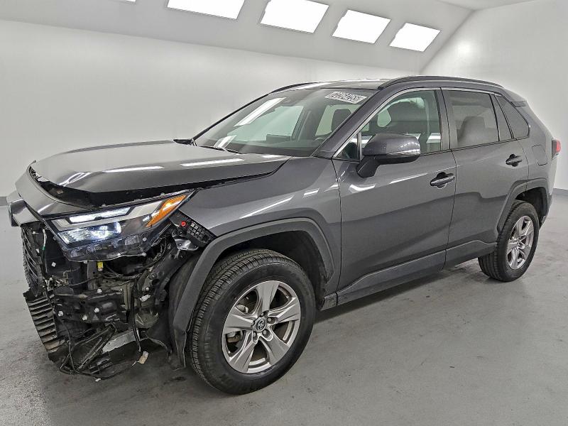 Фото 1 - TOYOTA RAV4