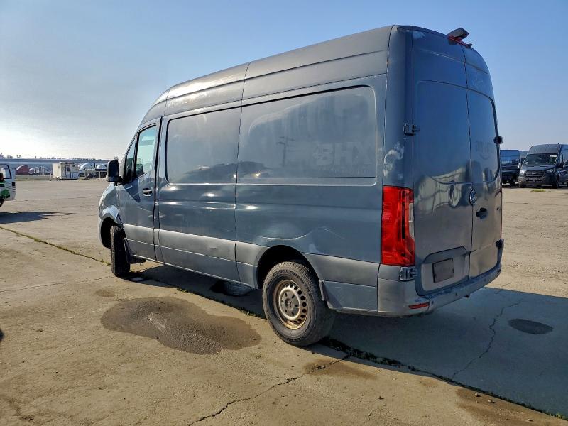 Фото 2 - MERCEDES-BENZ SPRINTER