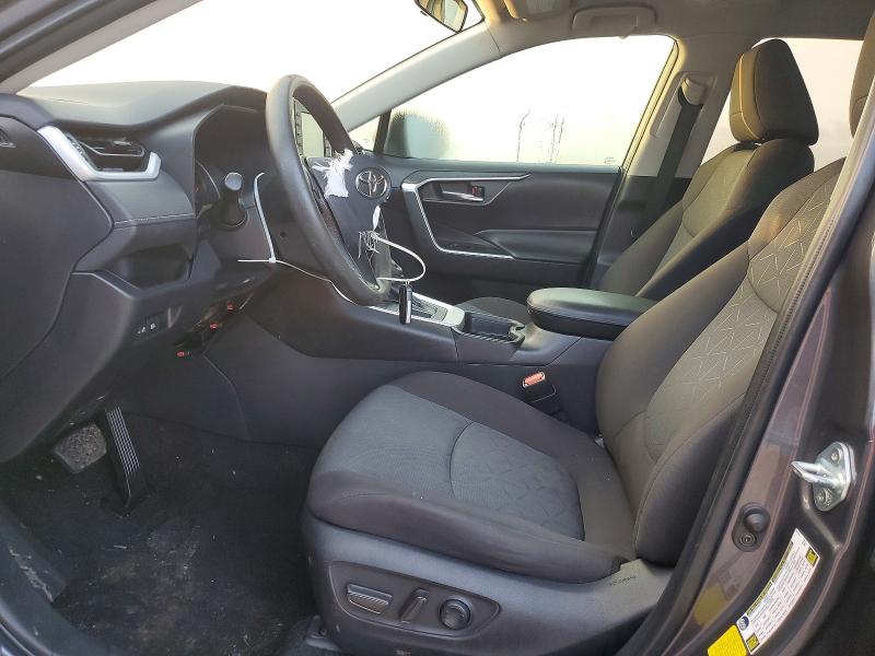 Фото 7 - TOYOTA RAV4