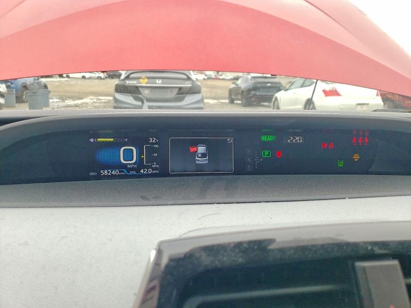 Фото 9 - TOYOTA PRIUS