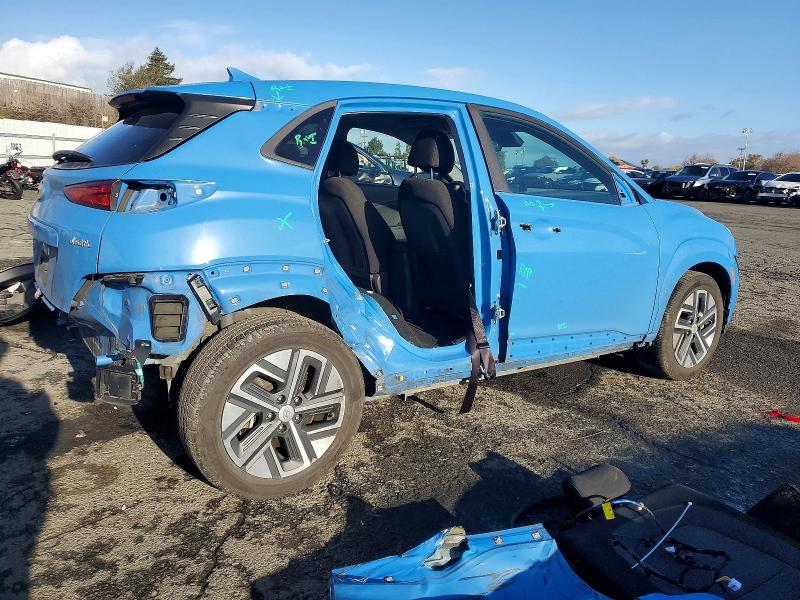 Фото 3 - HYUNDAI KONA