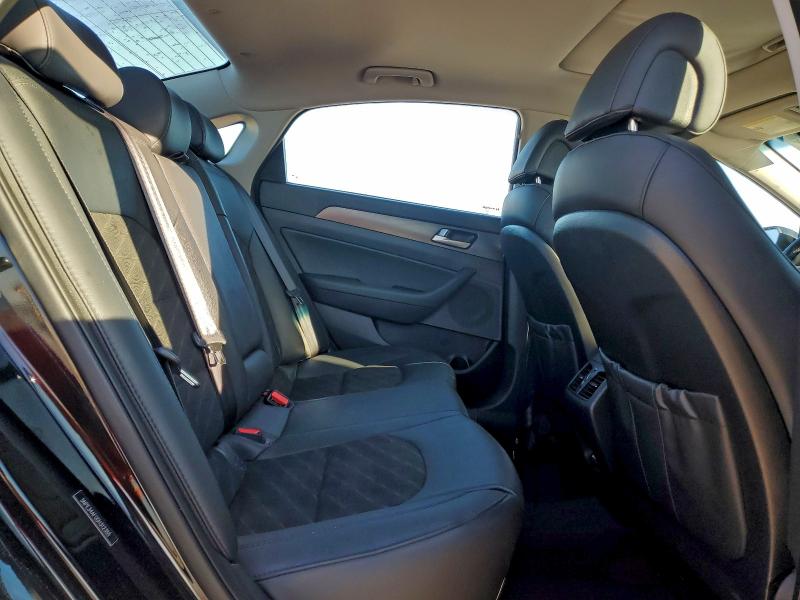 Фото 10 - HYUNDAI SONATA