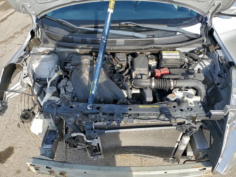 Фото 11 - NISSAN VERSA