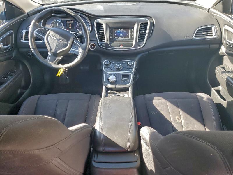 Фото 8 - CHRYSLER 200