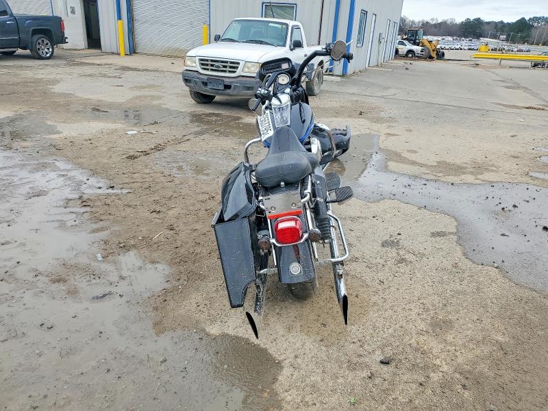 HARLEY-DAVIDSON FL 2005