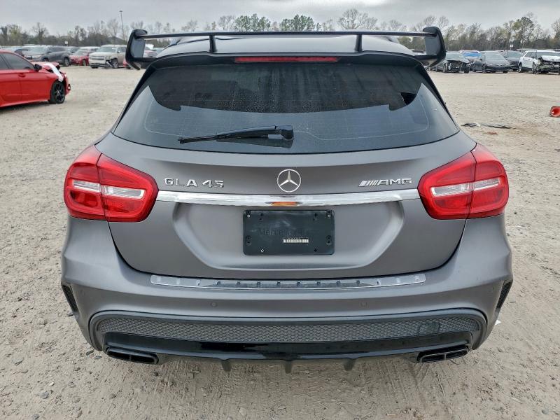 Фото 6 - MERCEDES-BENZ GLA-CLASS