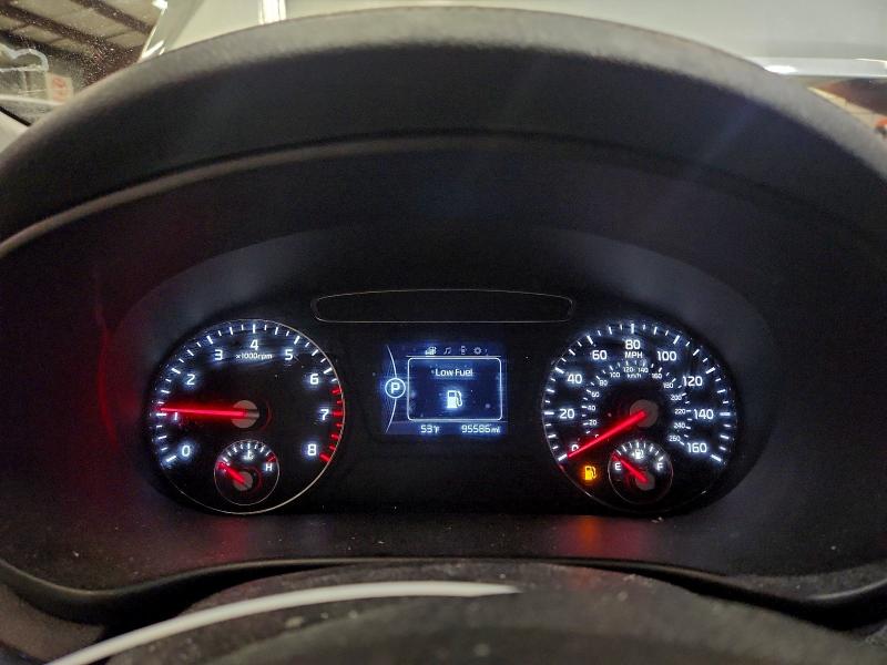 Фото 9 - KIA SORENTO