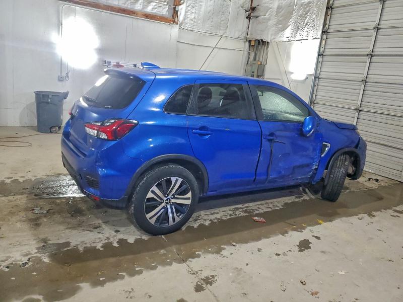 Фото 3 - MITSUBISHI OUTLANDER