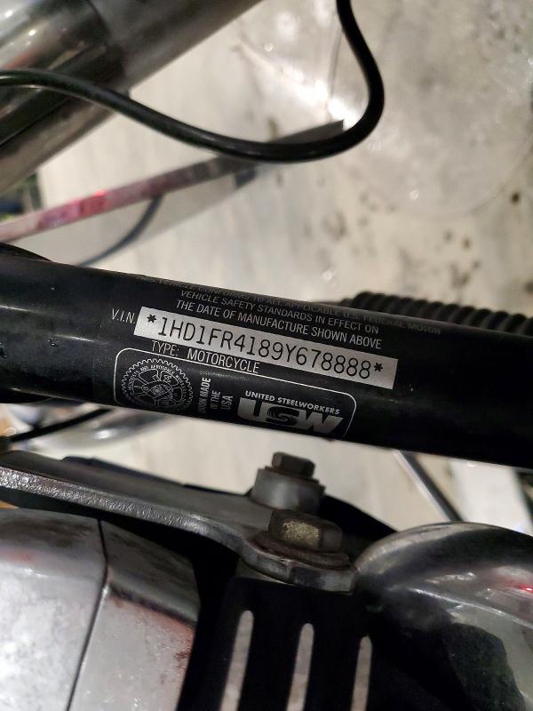 HARLEY-DAVIDSON FXLRS 2009