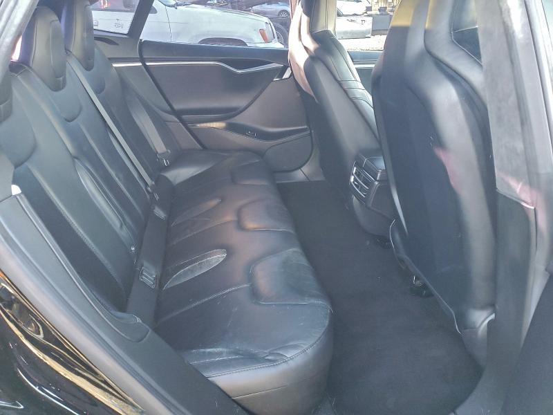 Фото 10 - TESLA MODEL S