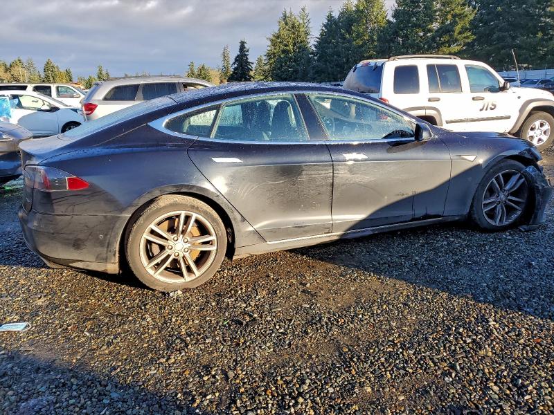 Фото 3 - TESLA MODEL S