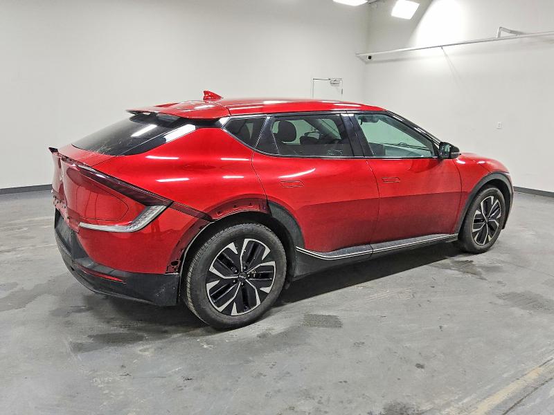 Фото 3 - KIA EV6 LIGHT