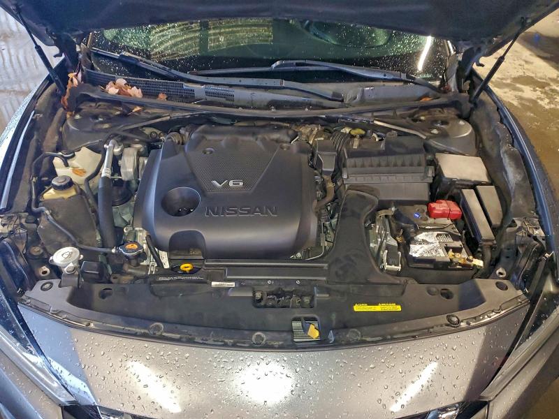 Фото 11 - NISSAN MAXIMA