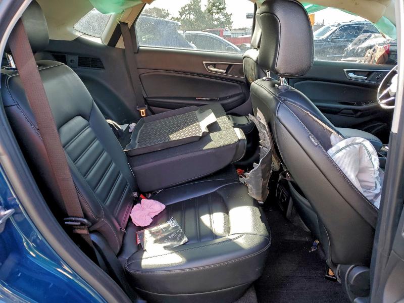 Фото 11 - FORD EDGE