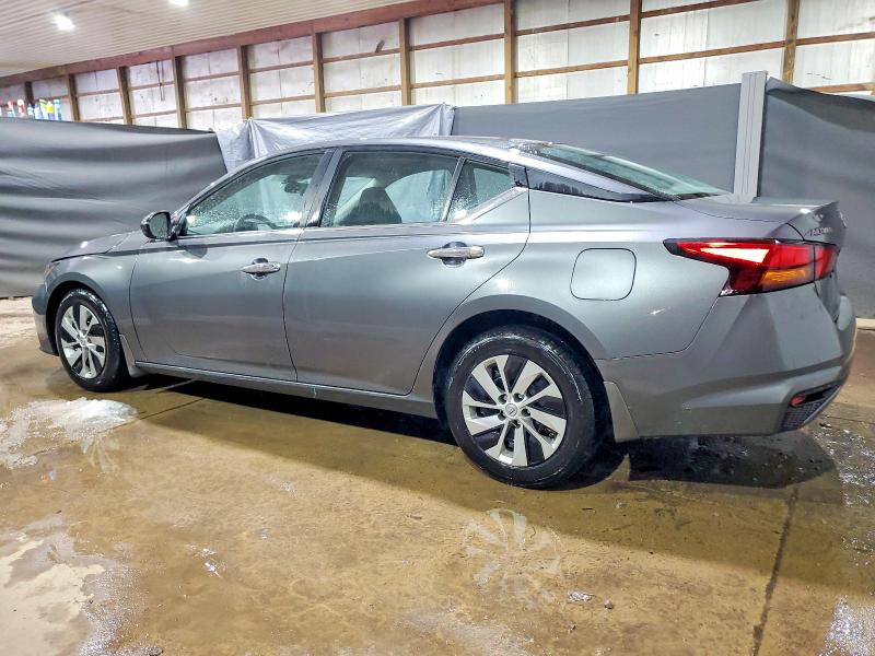 Фото 2 - NISSAN ALTIMA