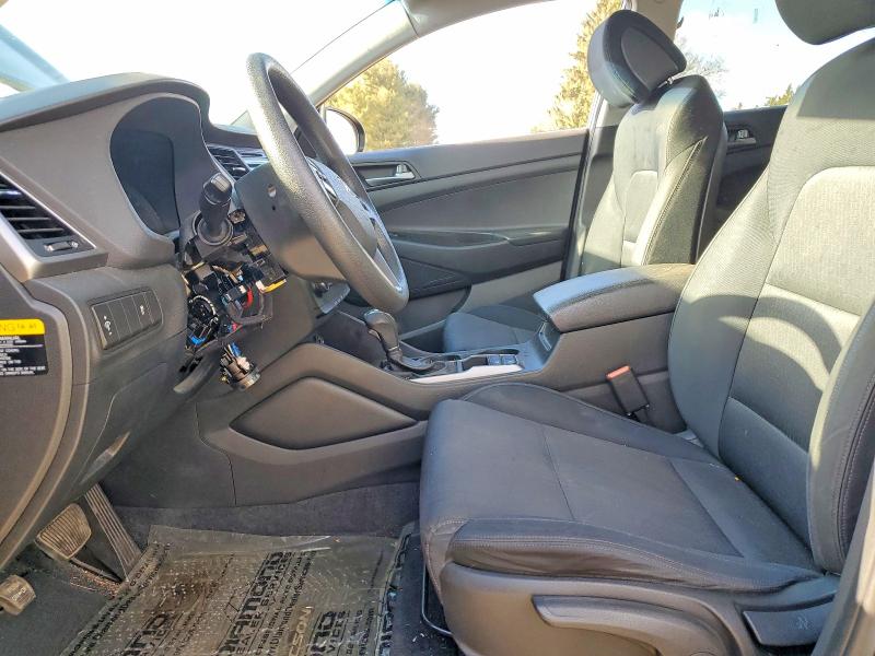 Фото 7 - HYUNDAI TUCSON