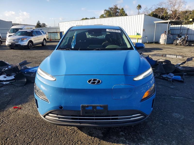 Фото 5 - HYUNDAI KONA