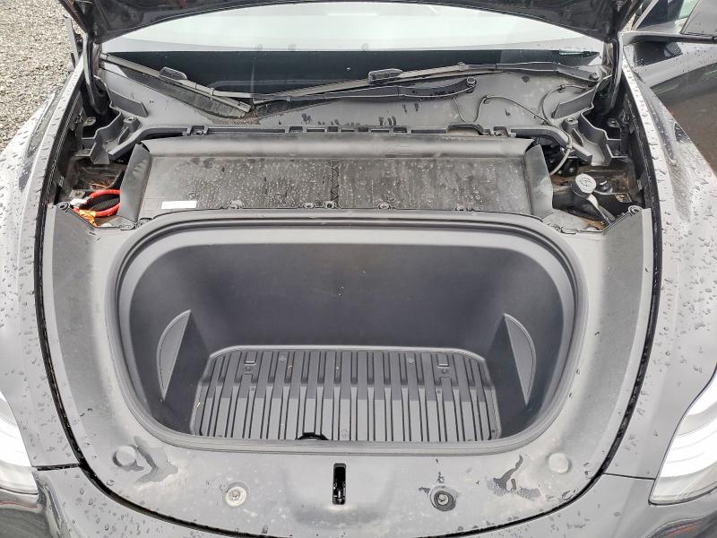 Фото 12 - TESLA MODEL Y