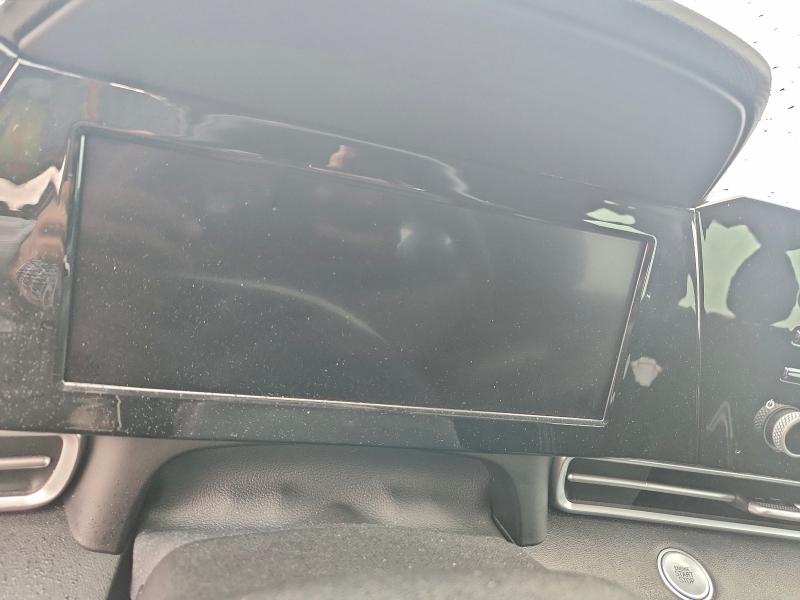 Фото 9 - HYUNDAI ELANTRA