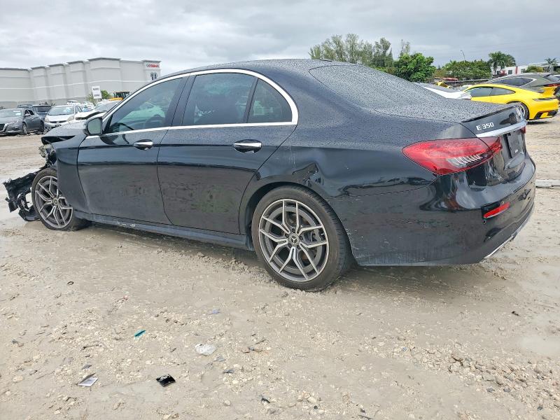 Фото 2 - MERCEDES-BENZ E-CLASS