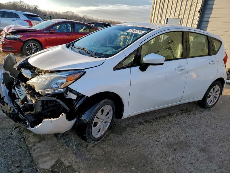 Фото 1 - NISSAN VERSA
