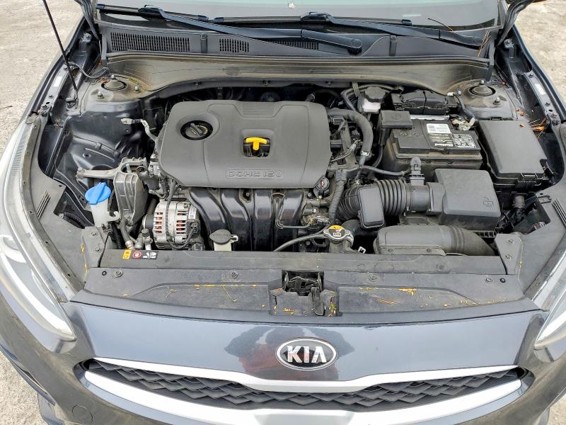 Фото 11 - KIA FORTE