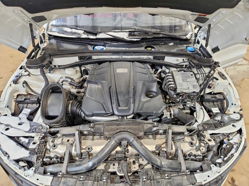 Фото 12 - PORSCHE MACAN