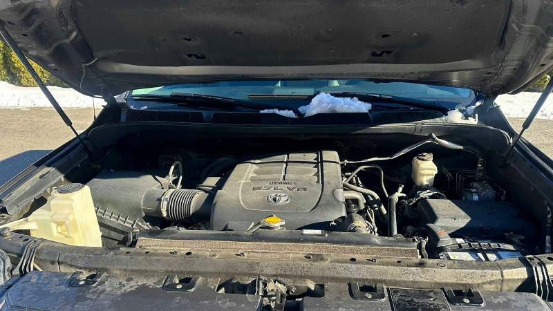 Фото 7 - TOYOTA TUNDRA