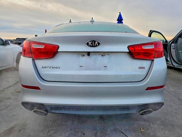 Фото 6 - KIA OPTIMA