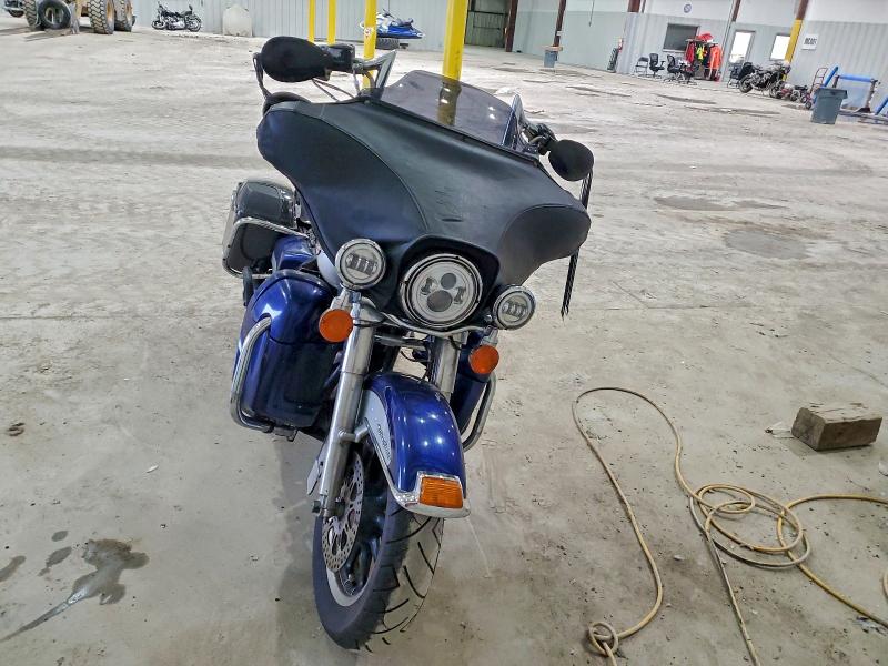 HARLEY-DAVIDSON FL 2006