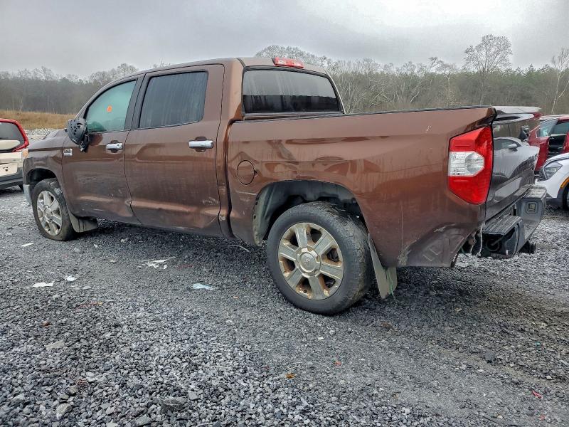 Фото 2 - TOYOTA TUNDRA