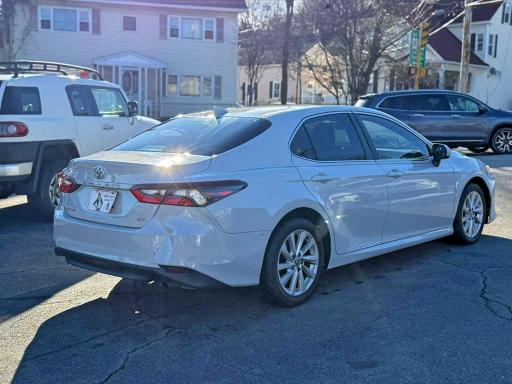 Фото 3 - TOYOTA CAMRY