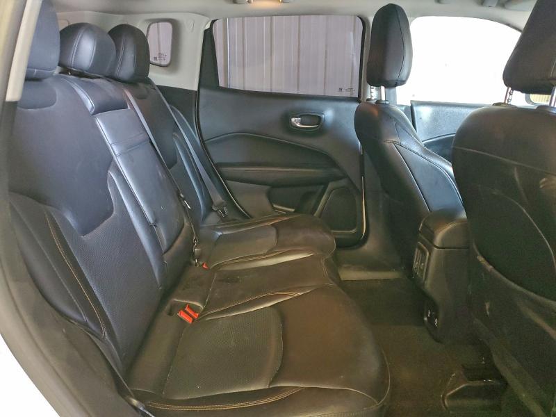 Фото 11 - JEEP COMPASS