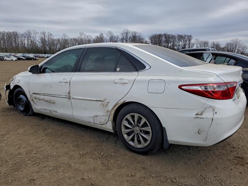 Фото 2 - TOYOTA CAMRY