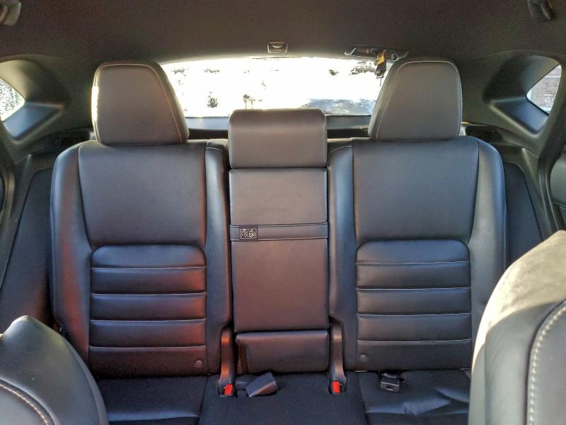 Фото 10 - LEXUS NX