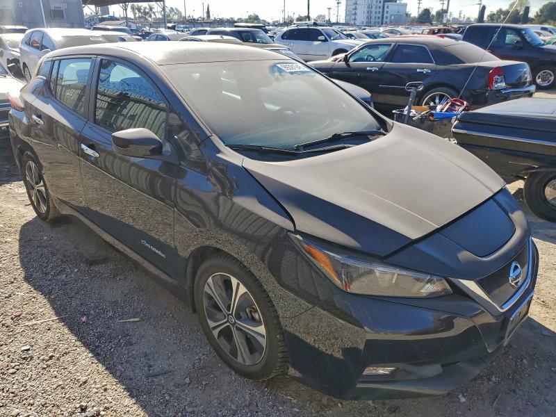 Фото 4 - NISSAN LEAF