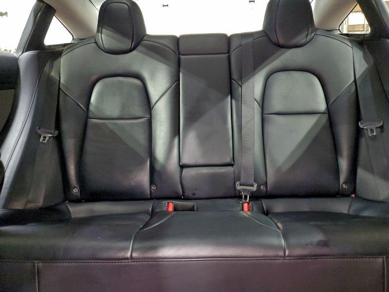 Фото 10 - TESLA MODEL 3