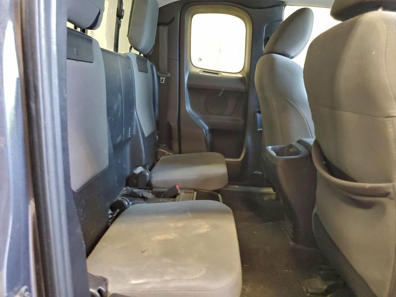 Фото 10 - TOYOTA TACOMA