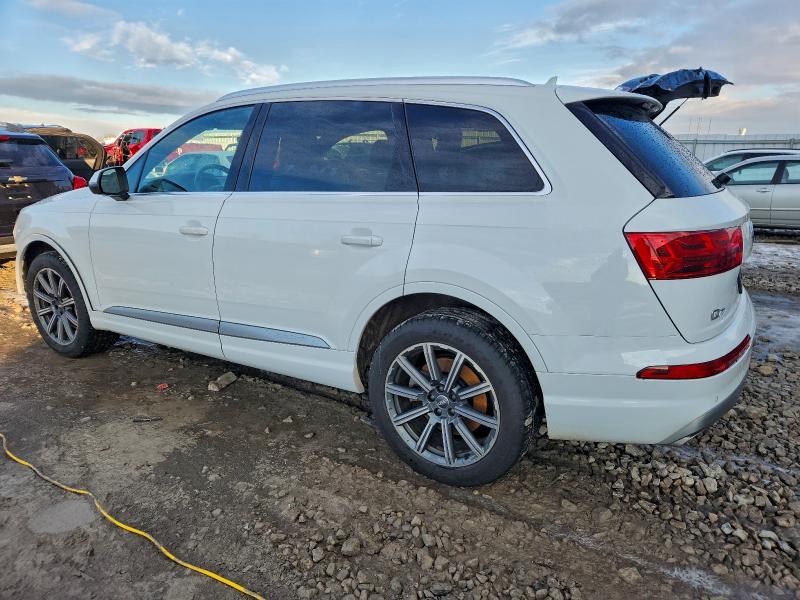 Фото 2 - AUDI Q7