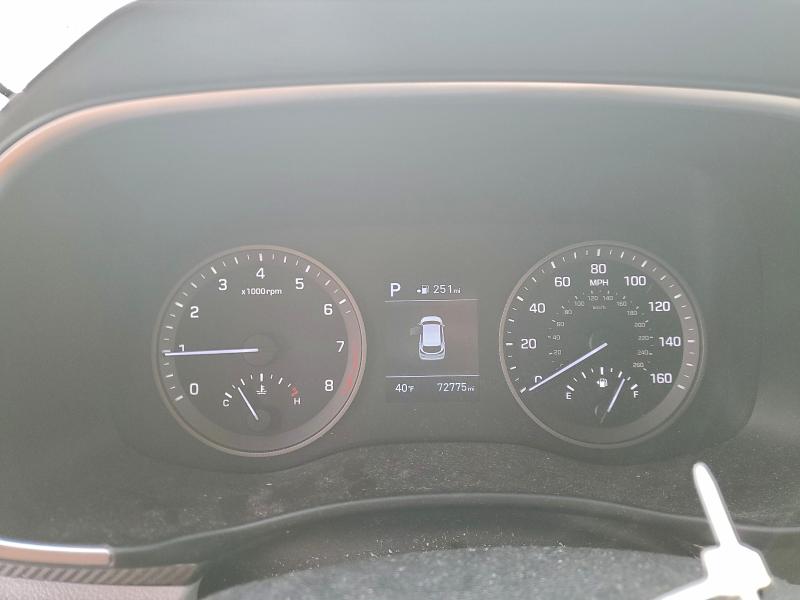 Фото 9 - HYUNDAI TUCSON